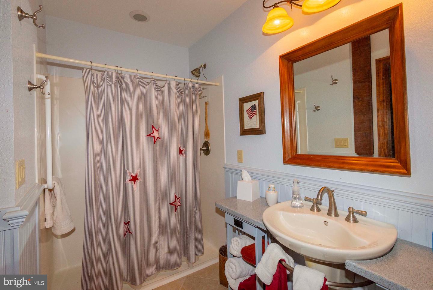 392 POCOSAN MOUNTAIN, STANARDSVILLE, Virginia 22973, 3 Bedrooms Bedrooms, 11 Rooms Rooms,4 BathroomsBathrooms,Residential,For sale,392 POCOSAN MOUNTAIN,VAGR2000726 MLS # VAGR2000726