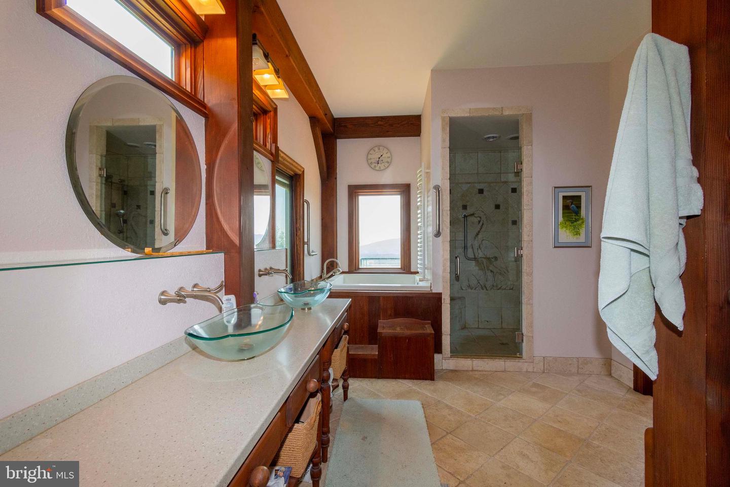 392 POCOSAN MOUNTAIN, STANARDSVILLE, Virginia 22973, 3 Bedrooms Bedrooms, 11 Rooms Rooms,4 BathroomsBathrooms,Residential,For sale,392 POCOSAN MOUNTAIN,VAGR2000726 MLS # VAGR2000726