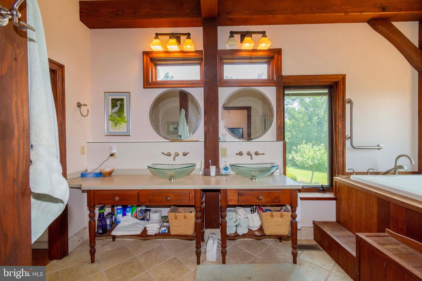 392 POCOSAN MOUNTAIN, STANARDSVILLE, Virginia 22973, 3 Bedrooms Bedrooms, 11 Rooms Rooms,4 BathroomsBathrooms,Residential,For sale,392 POCOSAN MOUNTAIN,VAGR2000726 MLS # VAGR2000726