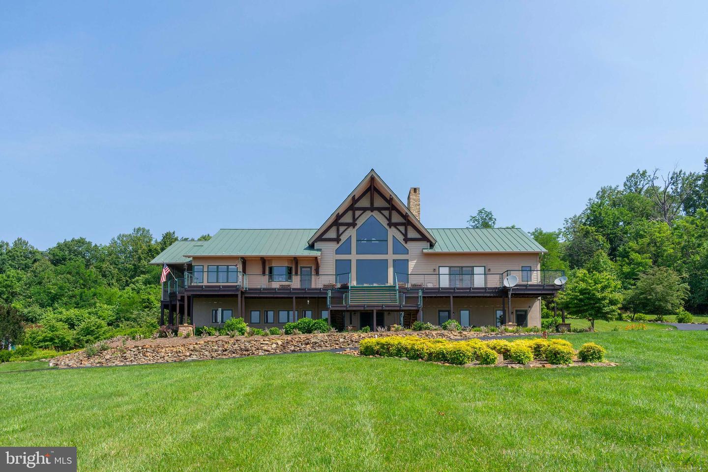392 POCOSAN MOUNTAIN, STANARDSVILLE, Virginia 22973, 3 Bedrooms Bedrooms, 11 Rooms Rooms,4 BathroomsBathrooms,Residential,For sale,392 POCOSAN MOUNTAIN,VAGR2000726 MLS # VAGR2000726