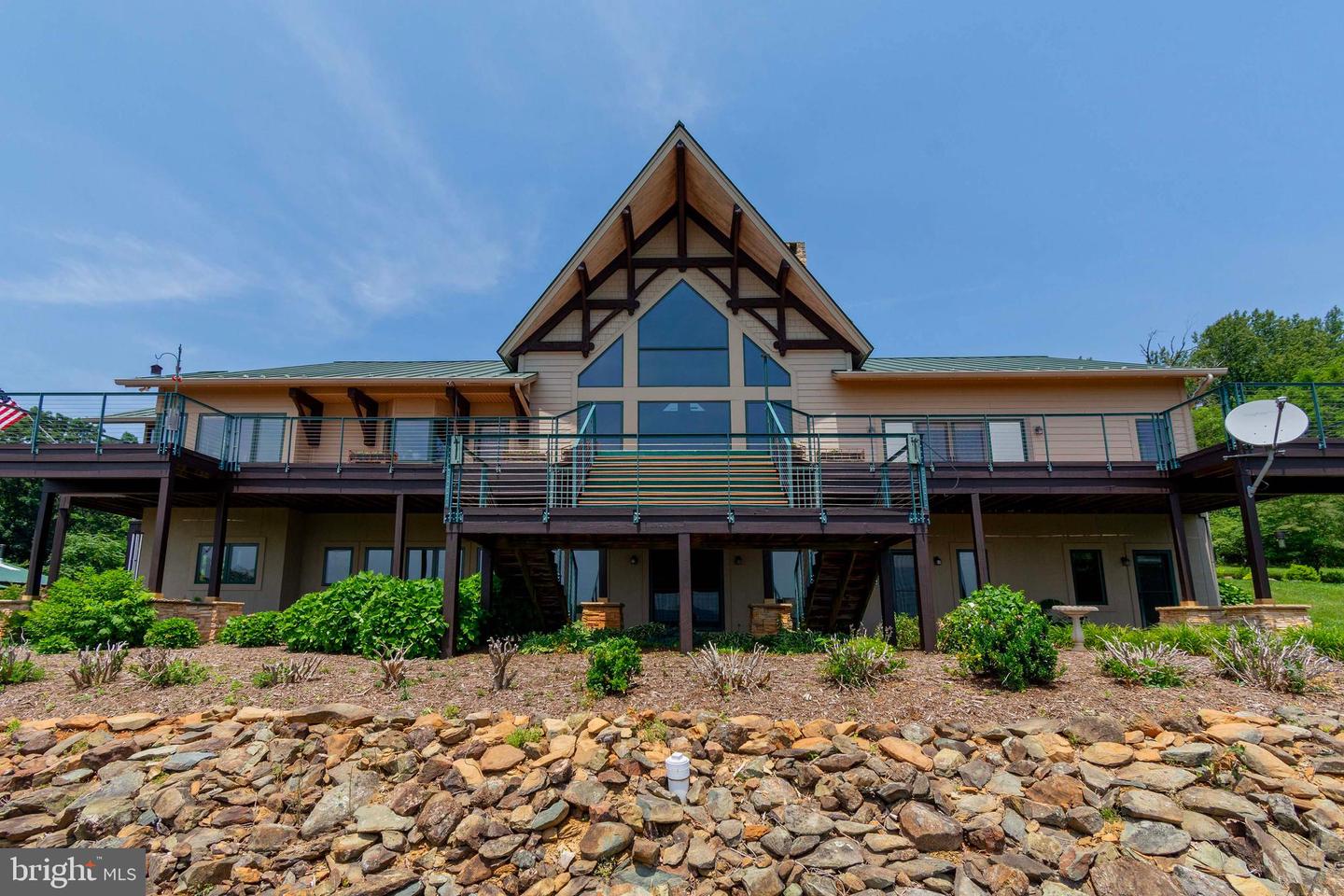 392 POCOSAN MOUNTAIN, STANARDSVILLE, Virginia 22973, 3 Bedrooms Bedrooms, 11 Rooms Rooms,4 BathroomsBathrooms,Residential,For sale,392 POCOSAN MOUNTAIN,VAGR2000726 MLS # VAGR2000726
