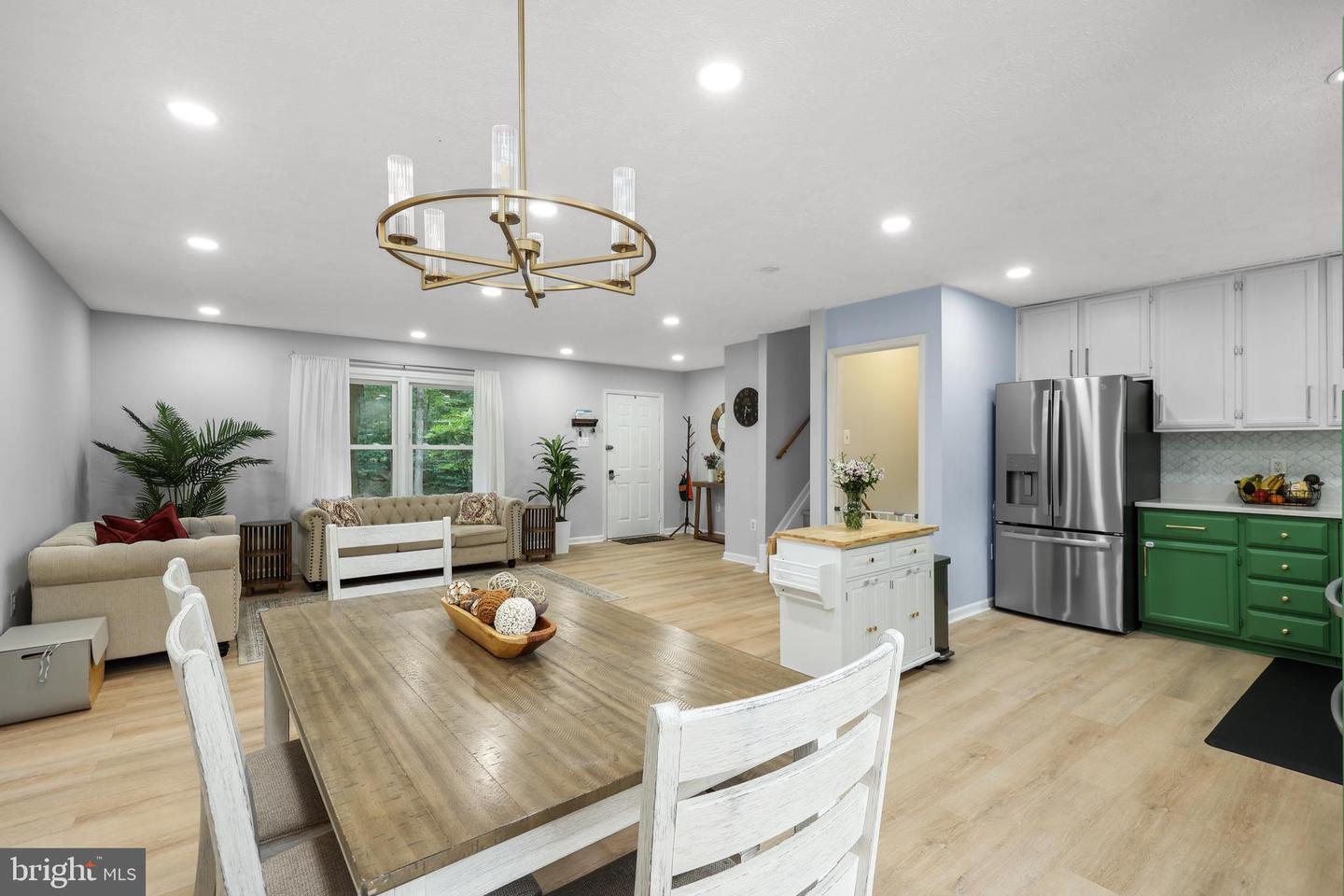 8170 SINCLAIR MILL RD, MANASSAS, Virginia 20112, 4 Bedrooms Bedrooms, ,3 BathroomsBathrooms,Residential,For sale,8170 SINCLAIR MILL RD,VAPW2096496 MLS # VAPW2096496