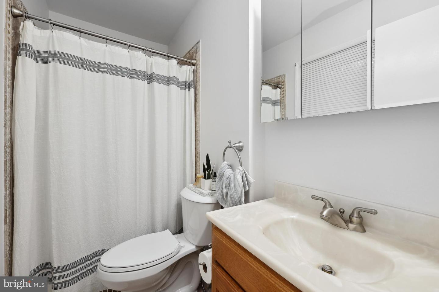 8170 SINCLAIR MILL RD, MANASSAS, Virginia 20112, 4 Bedrooms Bedrooms, ,3 BathroomsBathrooms,Residential,For sale,8170 SINCLAIR MILL RD,VAPW2096496 MLS # VAPW2096496
