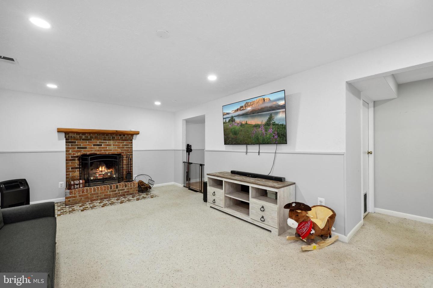 8170 SINCLAIR MILL RD, MANASSAS, Virginia 20112, 4 Bedrooms Bedrooms, ,3 BathroomsBathrooms,Residential,For sale,8170 SINCLAIR MILL RD,VAPW2096496 MLS # VAPW2096496