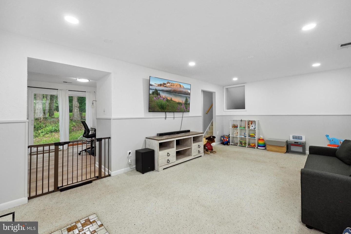 8170 SINCLAIR MILL RD, MANASSAS, Virginia 20112, 4 Bedrooms Bedrooms, ,3 BathroomsBathrooms,Residential,For sale,8170 SINCLAIR MILL RD,VAPW2096496 MLS # VAPW2096496