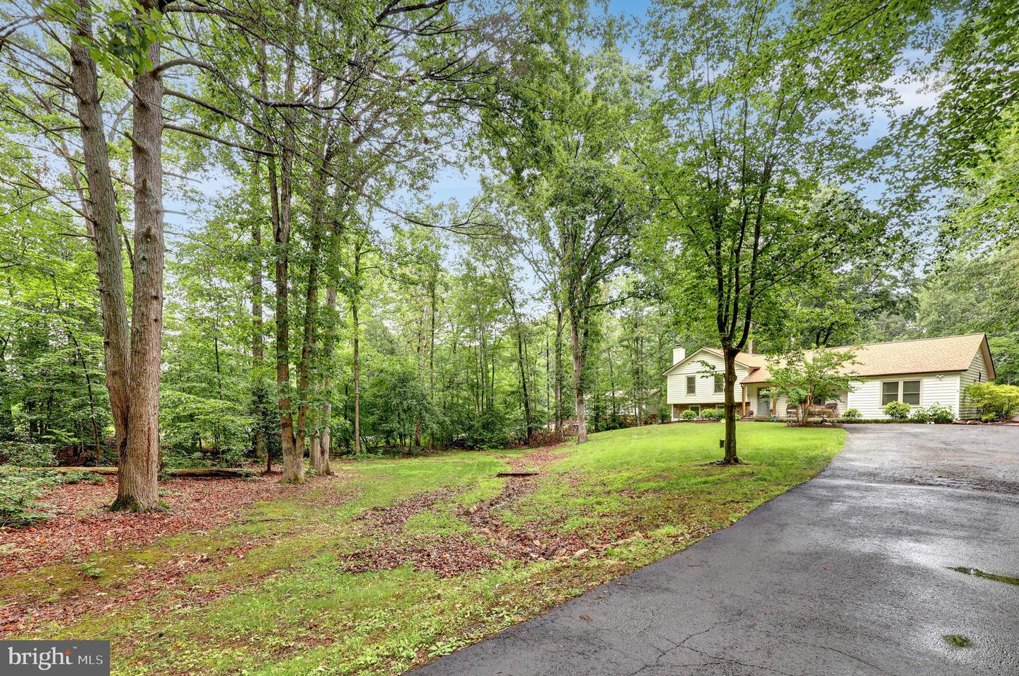 8170 SINCLAIR MILL RD, MANASSAS, Virginia 20112, 4 Bedrooms Bedrooms, ,3 BathroomsBathrooms,Residential,For sale,8170 SINCLAIR MILL RD,VAPW2096496 MLS # VAPW2096496