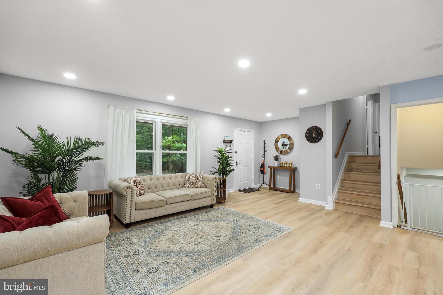 8170 SINCLAIR MILL RD, MANASSAS, Virginia 20112, 4 Bedrooms Bedrooms, ,3 BathroomsBathrooms,Residential,For sale,8170 SINCLAIR MILL RD,VAPW2096496 MLS # VAPW2096496