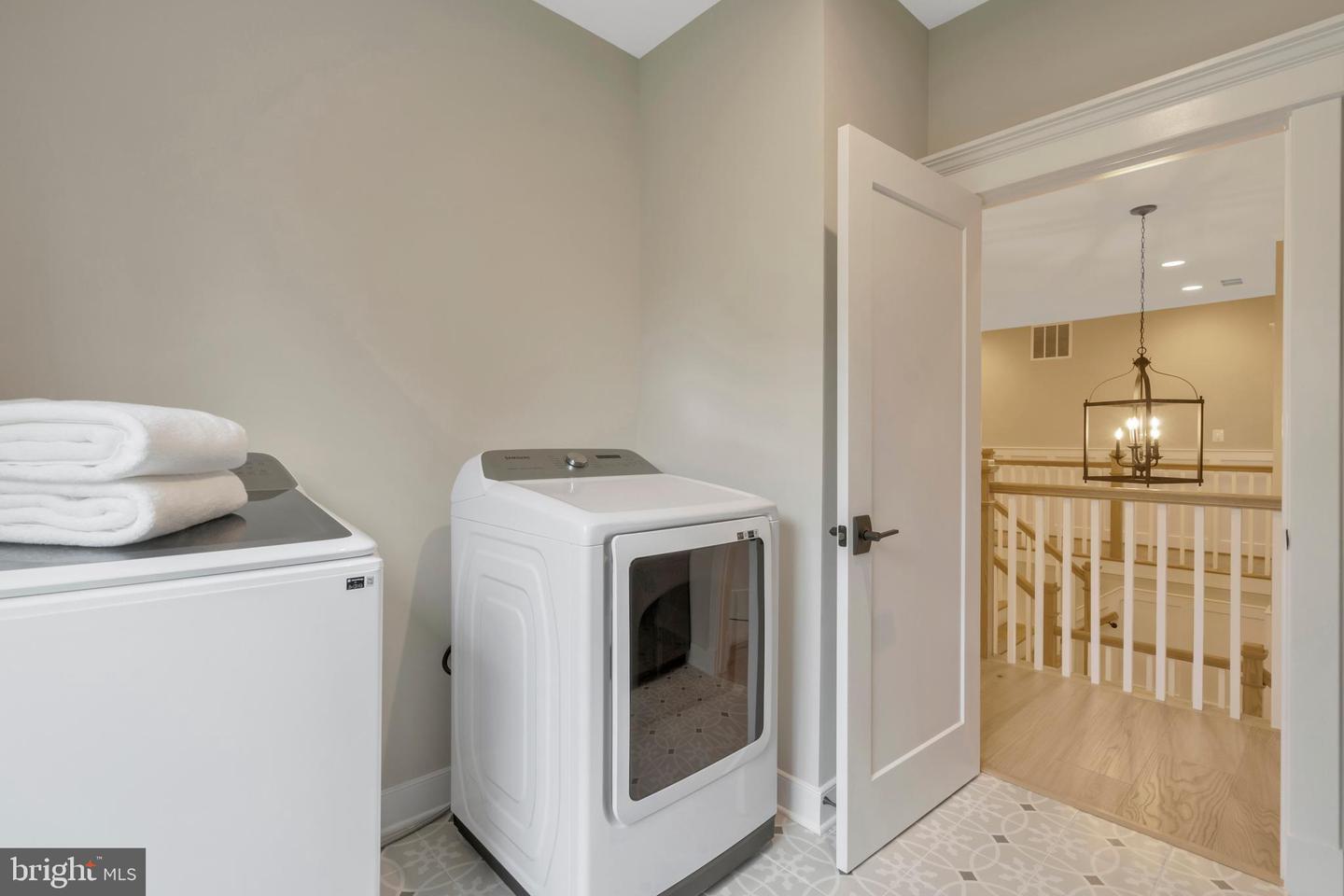 16020 KEYMER HILL CT, HAMILTON, Virginia 20158, 4 Bedrooms Bedrooms, ,4 BathroomsBathrooms,Residential,For sale,16020 KEYMER HILL CT,VALO2098970 MLS # VALO2098970