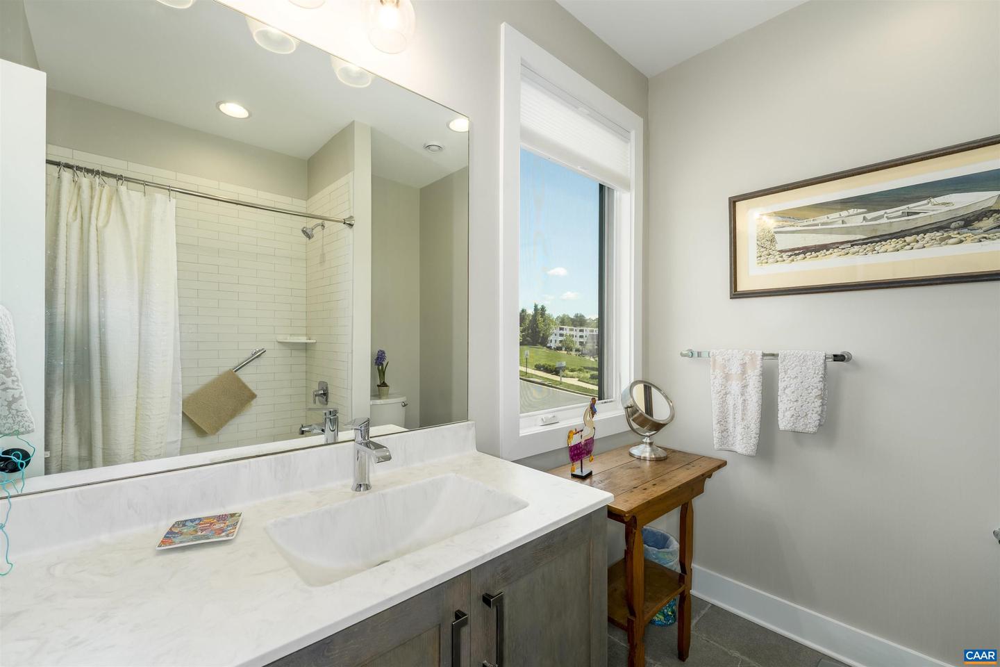 581 LOCHLYN HILL DR #581, CHARLOTTESVILLE, Virginia 22901, 3 Bedrooms Bedrooms, ,2 BathroomsBathrooms,Residential,For sale,581 LOCHLYN HILL DR #581,665473 MLS # 665473