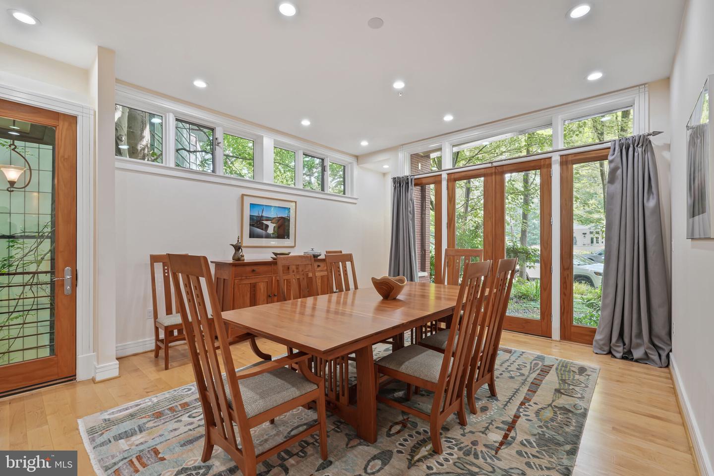 2807 CHESTERFIELD PL NW, WASHINGTON, District Of Columbia 20008, 5 Bedrooms Bedrooms, ,4 BathroomsBathrooms,Residential,For sale,2807 CHESTERFIELD PL NW,DCDC2205012 MLS # DCDC2205012