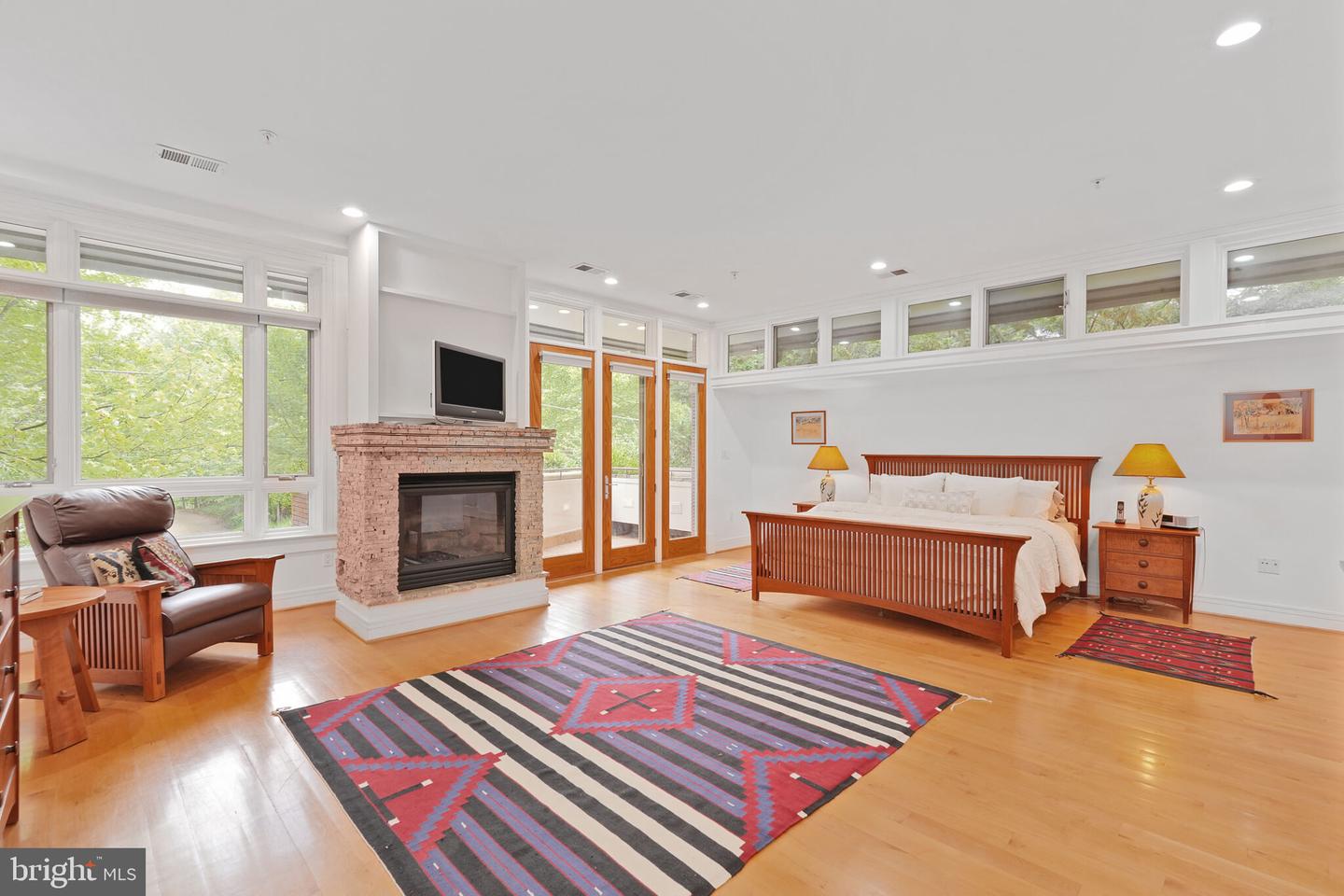 2807 CHESTERFIELD PL NW, WASHINGTON, District Of Columbia 20008, 5 Bedrooms Bedrooms, ,4 BathroomsBathrooms,Residential,For sale,2807 CHESTERFIELD PL NW,DCDC2205012 MLS # DCDC2205012
