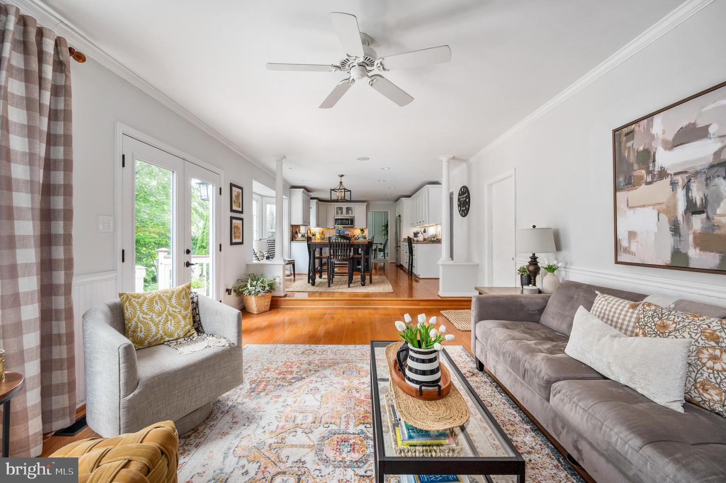 8058 OAK CREST LN, FAIRFAX STATION, Virginia 22039, 4 Bedrooms Bedrooms, ,2 BathroomsBathrooms,Residential,For sale,8058 OAK CREST LN,VAFX2246230 MLS # VAFX2246230