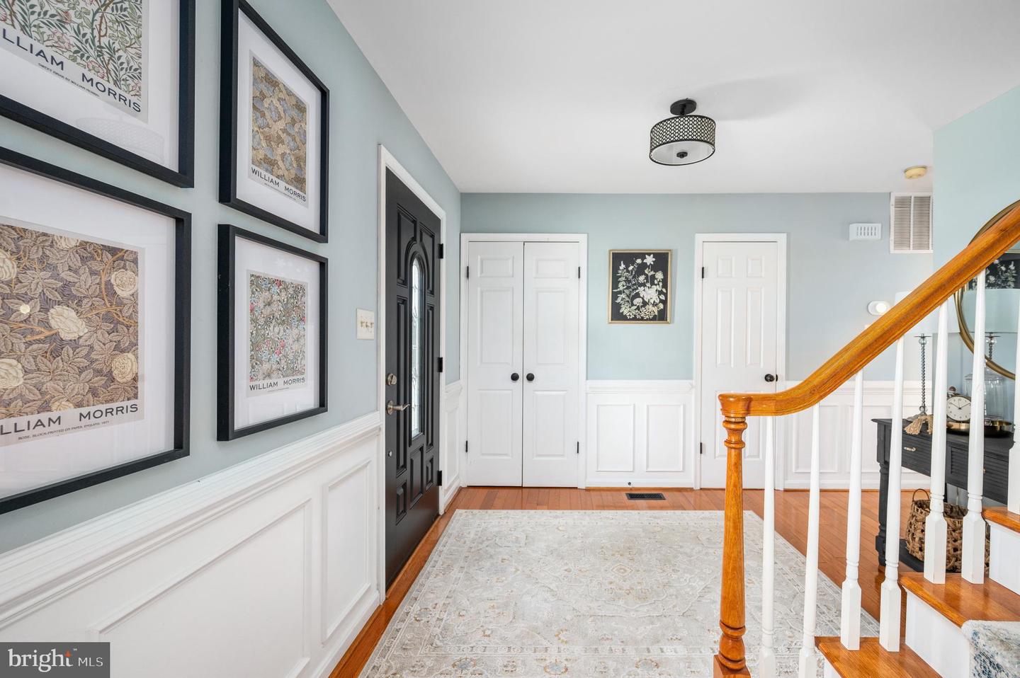 8058 OAK CREST LN, FAIRFAX STATION, Virginia 22039, 4 Bedrooms Bedrooms, ,2 BathroomsBathrooms,Residential,For sale,8058 OAK CREST LN,VAFX2246230 MLS # VAFX2246230