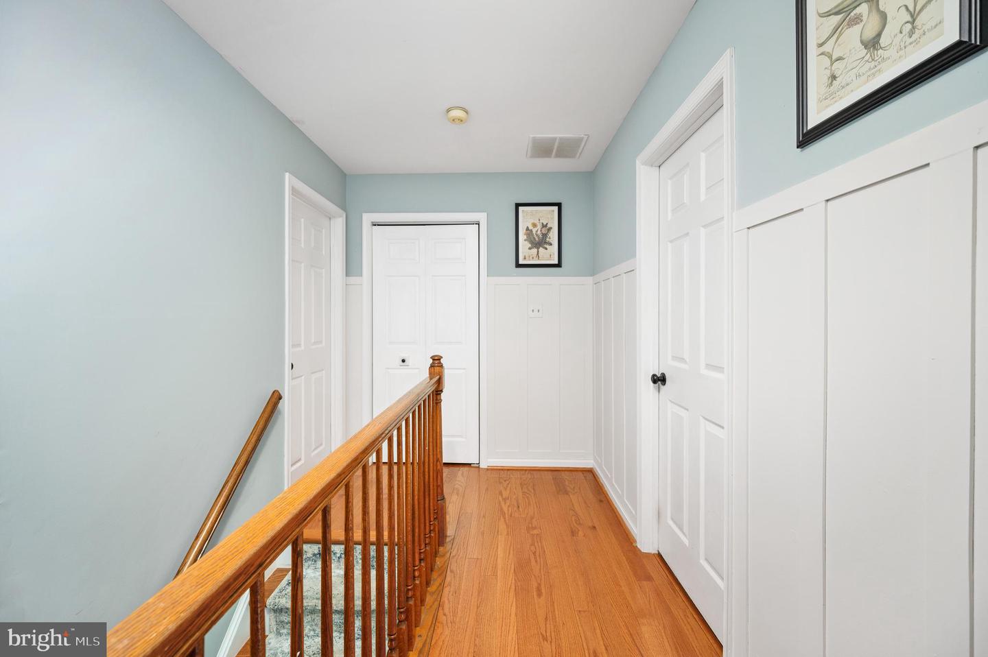 8058 OAK CREST LN, FAIRFAX STATION, Virginia 22039, 4 Bedrooms Bedrooms, ,2 BathroomsBathrooms,Residential,For sale,8058 OAK CREST LN,VAFX2246230 MLS # VAFX2246230