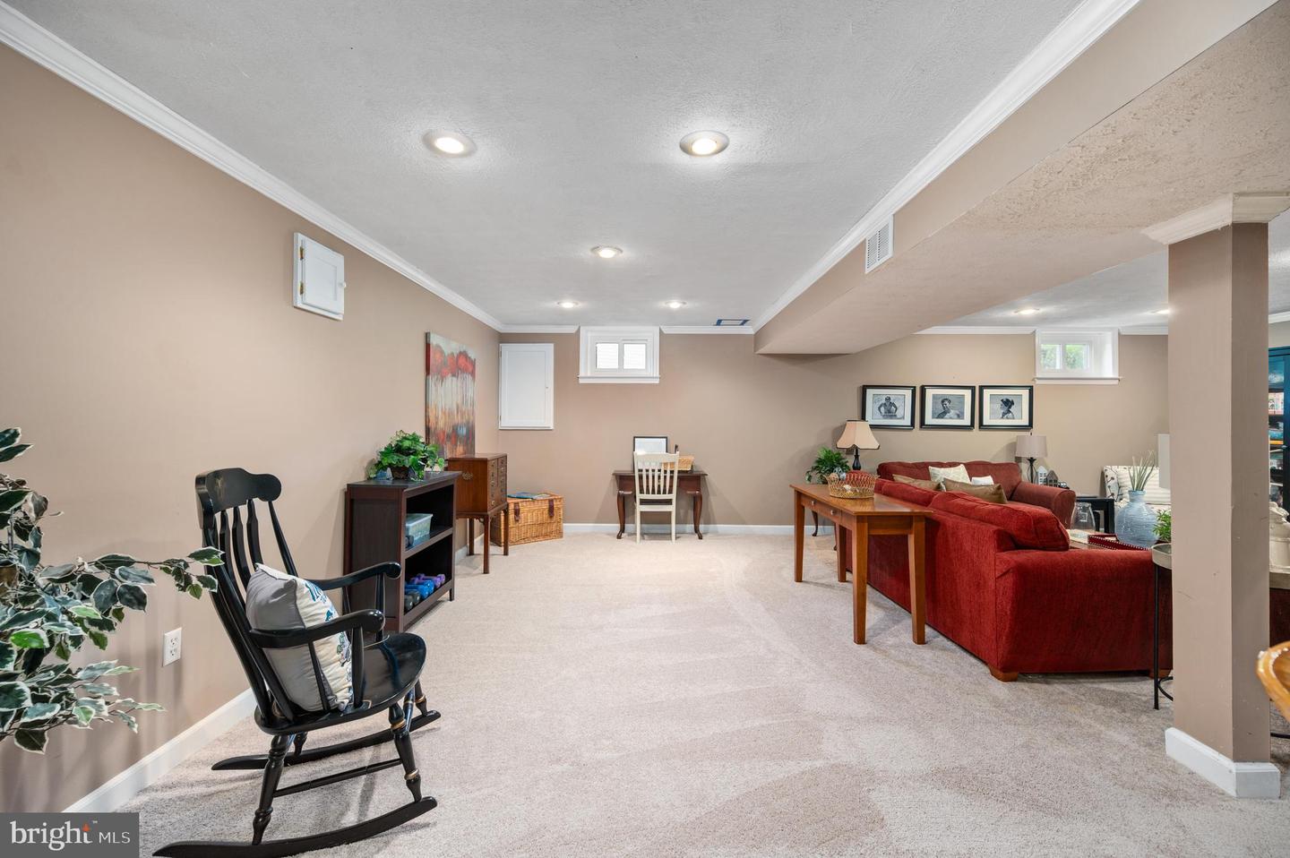 8058 OAK CREST LN, FAIRFAX STATION, Virginia 22039, 4 Bedrooms Bedrooms, ,2 BathroomsBathrooms,Residential,For sale,8058 OAK CREST LN,VAFX2246230 MLS # VAFX2246230