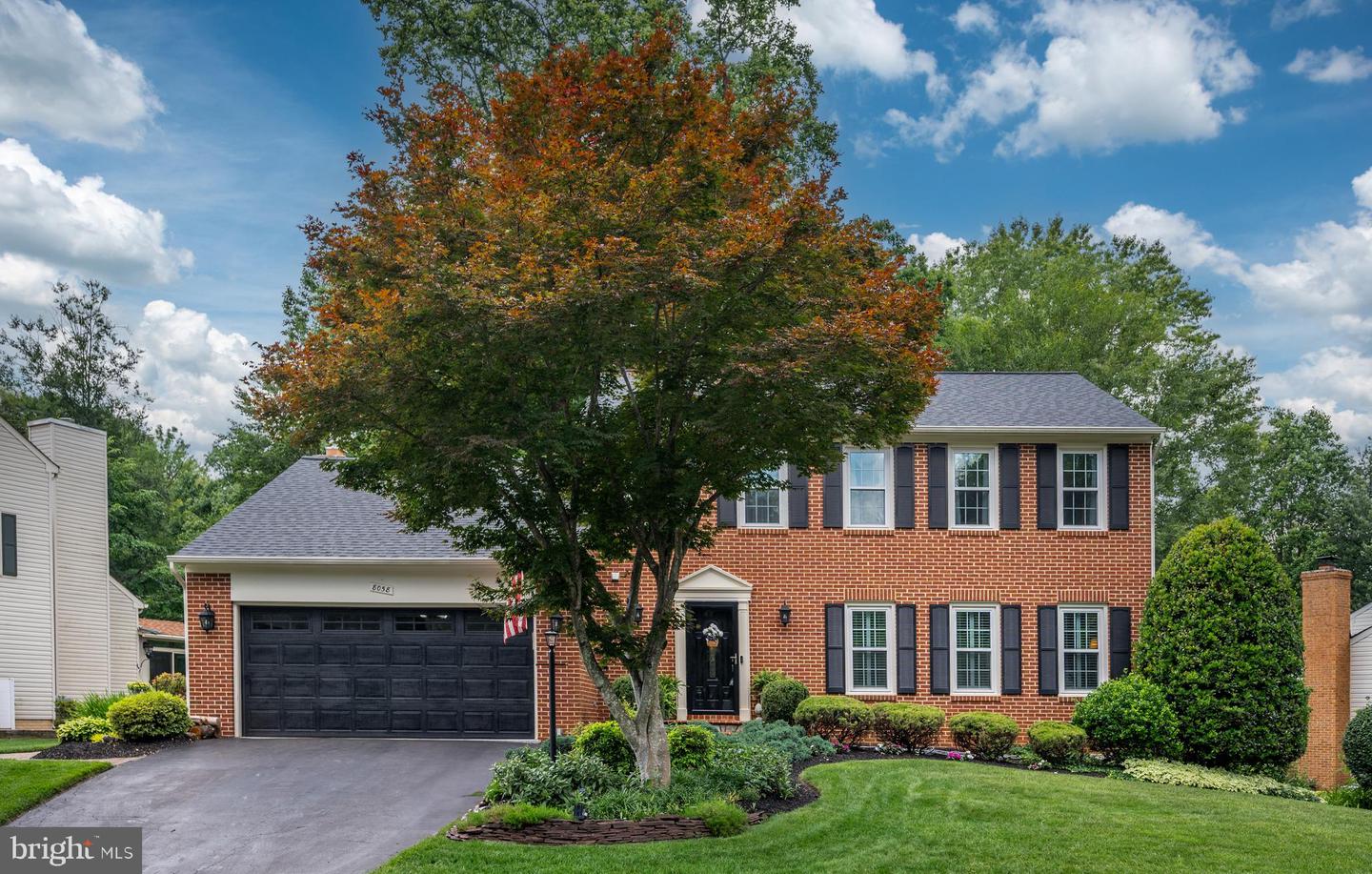8058 OAK CREST LN, FAIRFAX STATION, Virginia 22039, 4 Bedrooms Bedrooms, ,2 BathroomsBathrooms,Residential,For sale,8058 OAK CREST LN,VAFX2246230 MLS # VAFX2246230