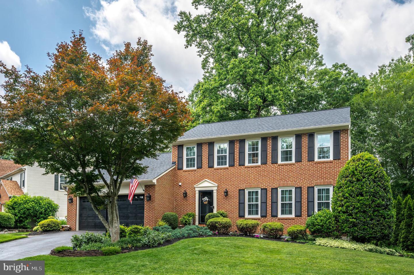 8058 OAK CREST LN, FAIRFAX STATION, Virginia 22039, 4 Bedrooms Bedrooms, ,2 BathroomsBathrooms,Residential,For sale,8058 OAK CREST LN,VAFX2246230 MLS # VAFX2246230