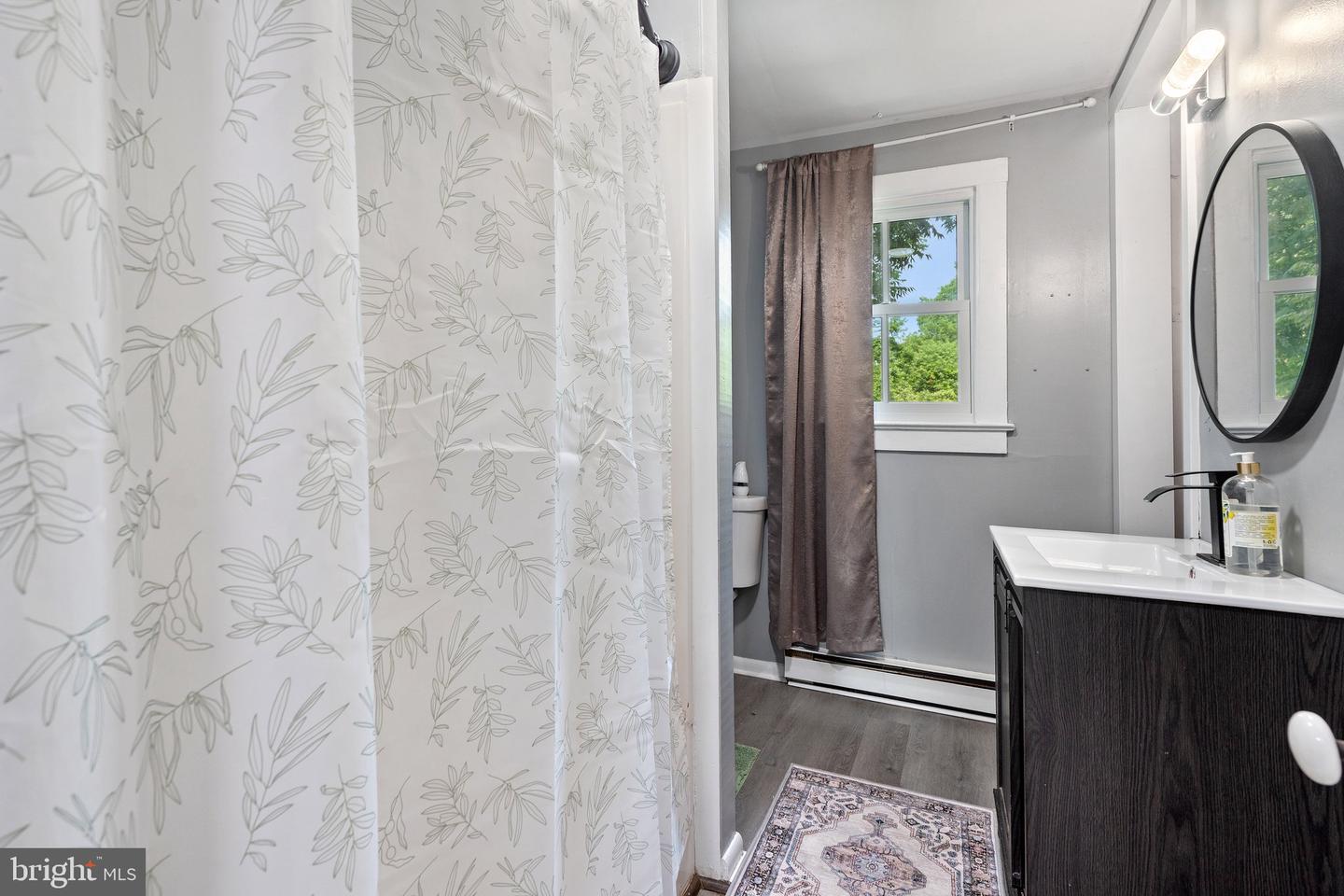 404 N FRANKLIN ST, REMINGTON, Virginia 22734, 4 Bedrooms Bedrooms, ,2 BathroomsBathrooms,Residential,For sale,404 N FRANKLIN ST,VAFQ2016972 MLS # VAFQ2016972