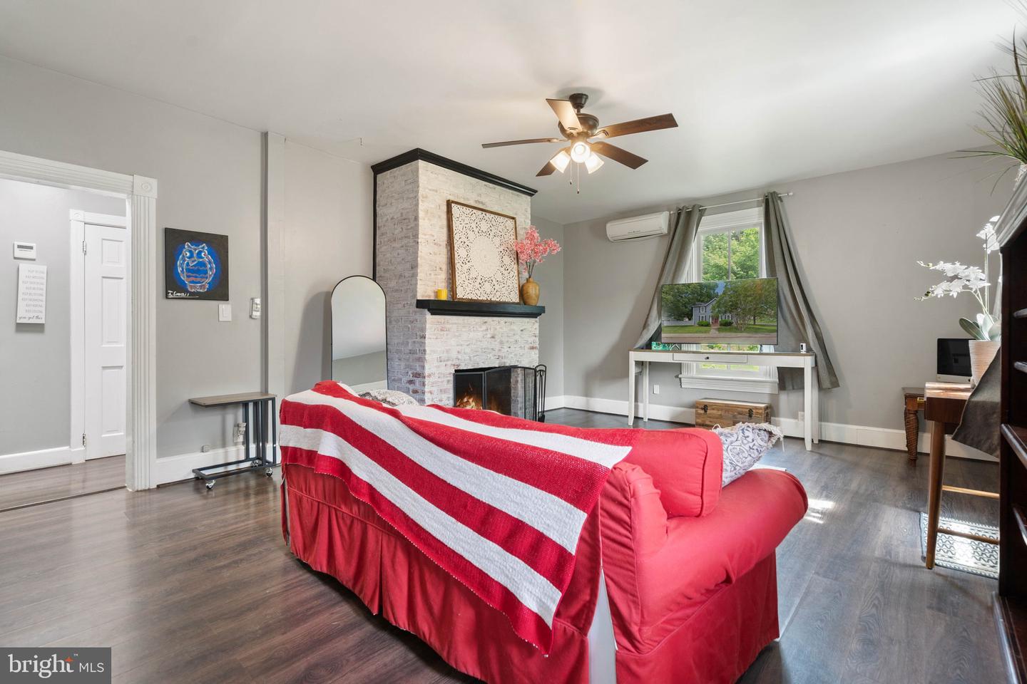 404 N FRANKLIN ST, REMINGTON, Virginia 22734, 4 Bedrooms Bedrooms, ,2 BathroomsBathrooms,Residential,For sale,404 N FRANKLIN ST,VAFQ2016972 MLS # VAFQ2016972