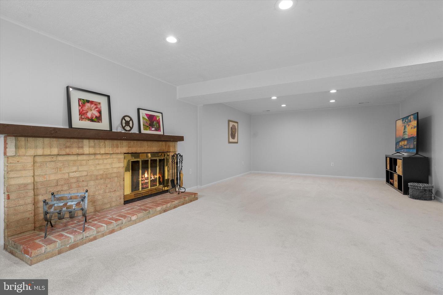 4909 KING DAVID BLVD, ANNANDALE, Virginia 22003, 4 Bedrooms Bedrooms, ,3 BathroomsBathrooms,Residential,For sale,4909 KING DAVID BLVD,VAFX2246234 MLS # VAFX2246234