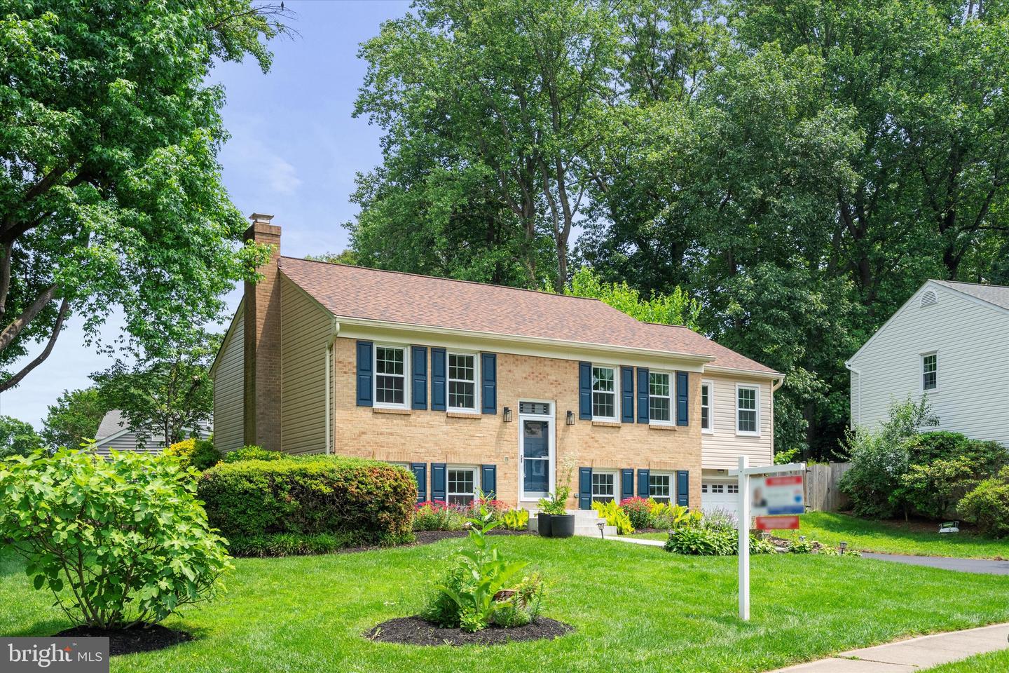 4909 KING DAVID BLVD, ANNANDALE, Virginia 22003, 4 Bedrooms Bedrooms, ,3 BathroomsBathrooms,Residential,For sale,4909 KING DAVID BLVD,VAFX2246234 MLS # VAFX2246234