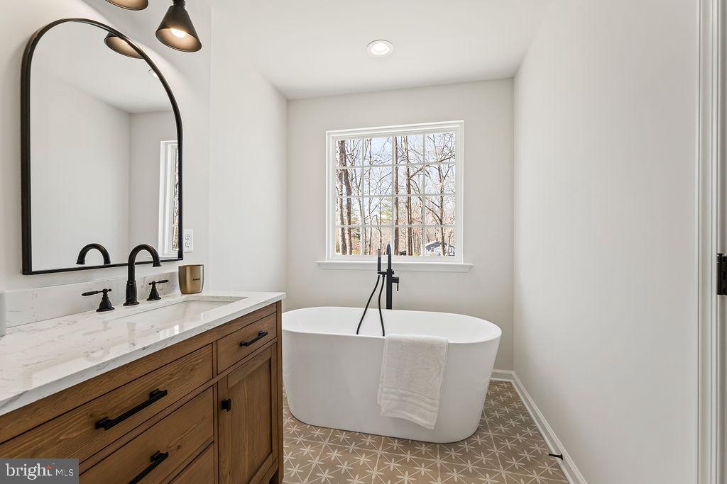 535 ST MARYS AVE, MINERAL, Virginia 23117, 5 Bedrooms Bedrooms, ,3 BathroomsBathrooms,Residential,535 ST MARYS AVE,VALA2007500 MLS # VALA2007500