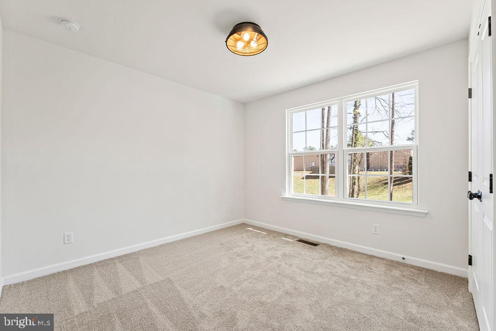 535 ST MARYS AVE, MINERAL, Virginia 23117, 5 Bedrooms Bedrooms, ,3 BathroomsBathrooms,Residential,535 ST MARYS AVE,VALA2007500 MLS # VALA2007500