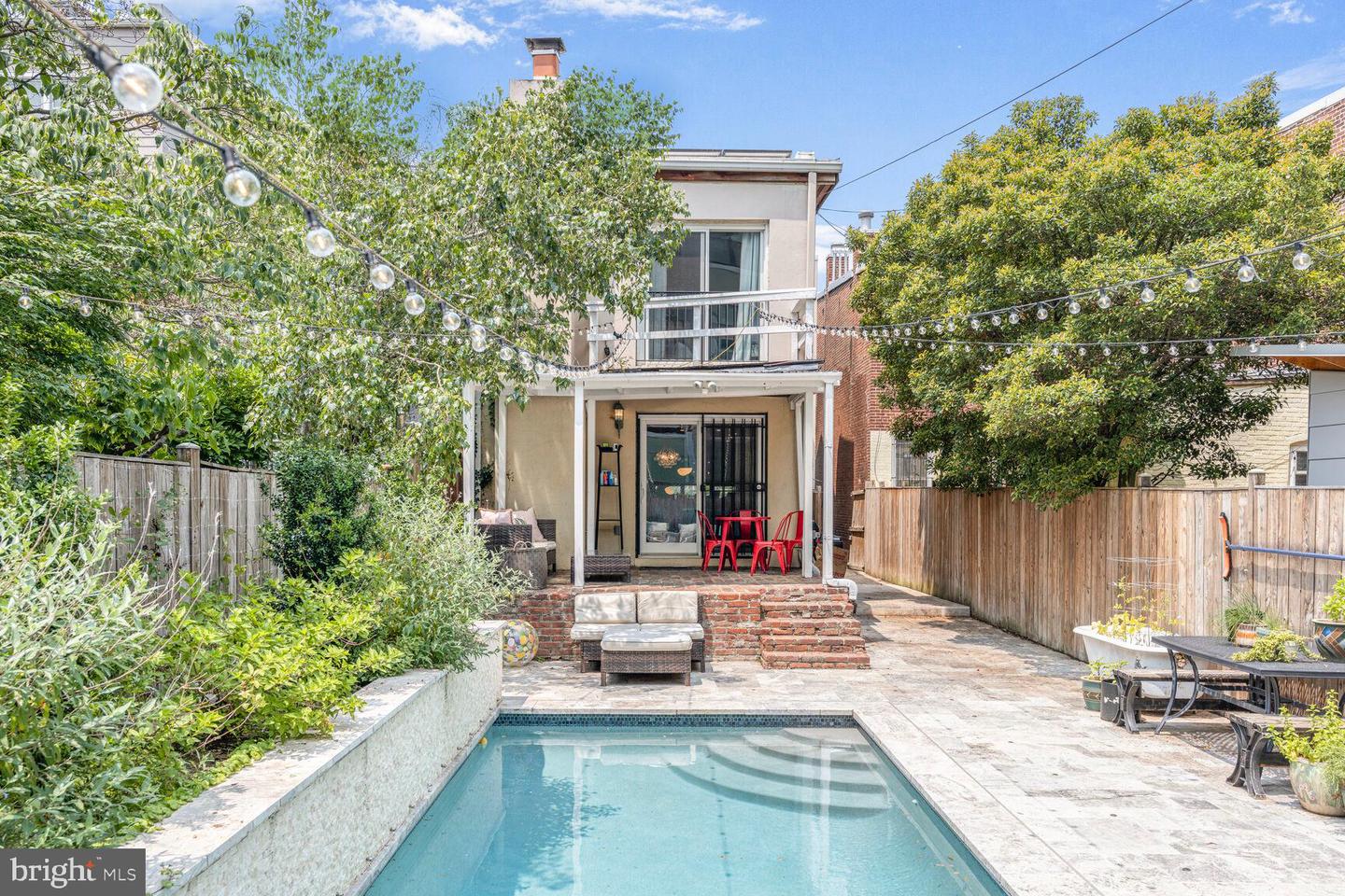 1235 E ST SE, WASHINGTON, District Of Columbia 20003, 4 Bedrooms Bedrooms, ,2 BathroomsBathrooms,Residential,For sale,1235 E ST SE,DCDC2173926 MLS # DCDC2173926
