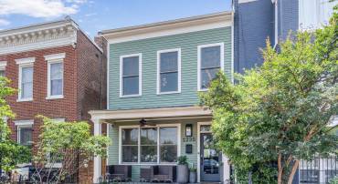 1235 E ST SE, WASHINGTON, District Of Columbia 20003, 4 Bedrooms Bedrooms, ,2 BathroomsBathrooms,Residential,For sale,1235 E ST SE,DCDC2173926 MLS # DCDC2173926