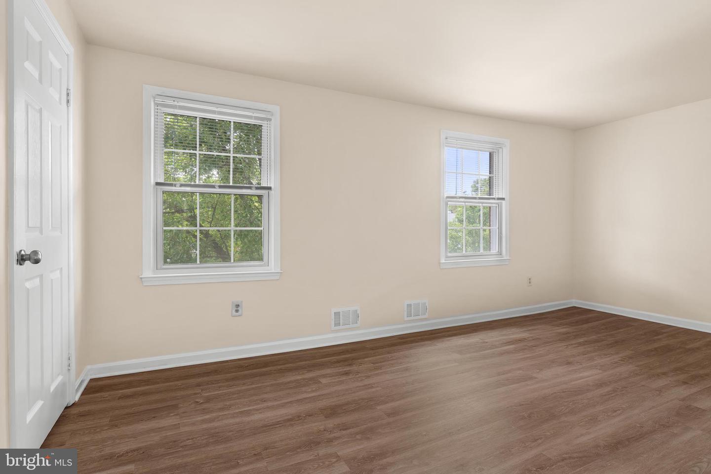 8113 PINELAKE CT, ALEXANDRIA, Virginia 22309, 4 Bedrooms Bedrooms, ,2 BathroomsBathrooms,Residential,For sale,8113 PINELAKE CT,VAFX2225150 MLS # VAFX2225150