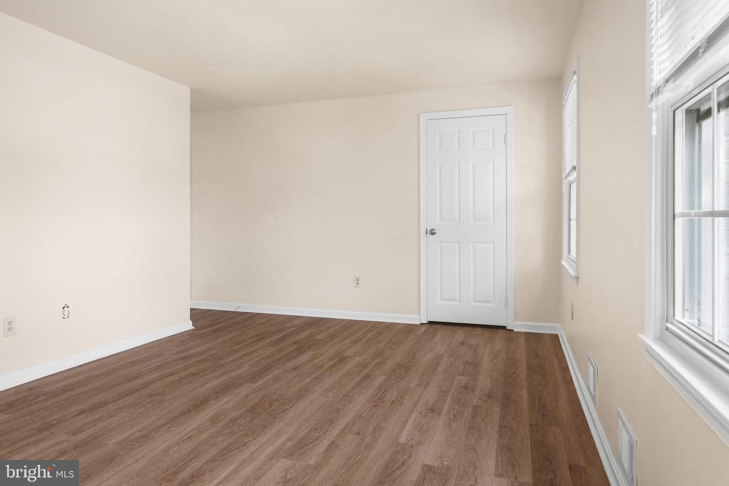 8113 PINELAKE CT, ALEXANDRIA, Virginia 22309, 4 Bedrooms Bedrooms, ,2 BathroomsBathrooms,Residential,For sale,8113 PINELAKE CT,VAFX2225150 MLS # VAFX2225150