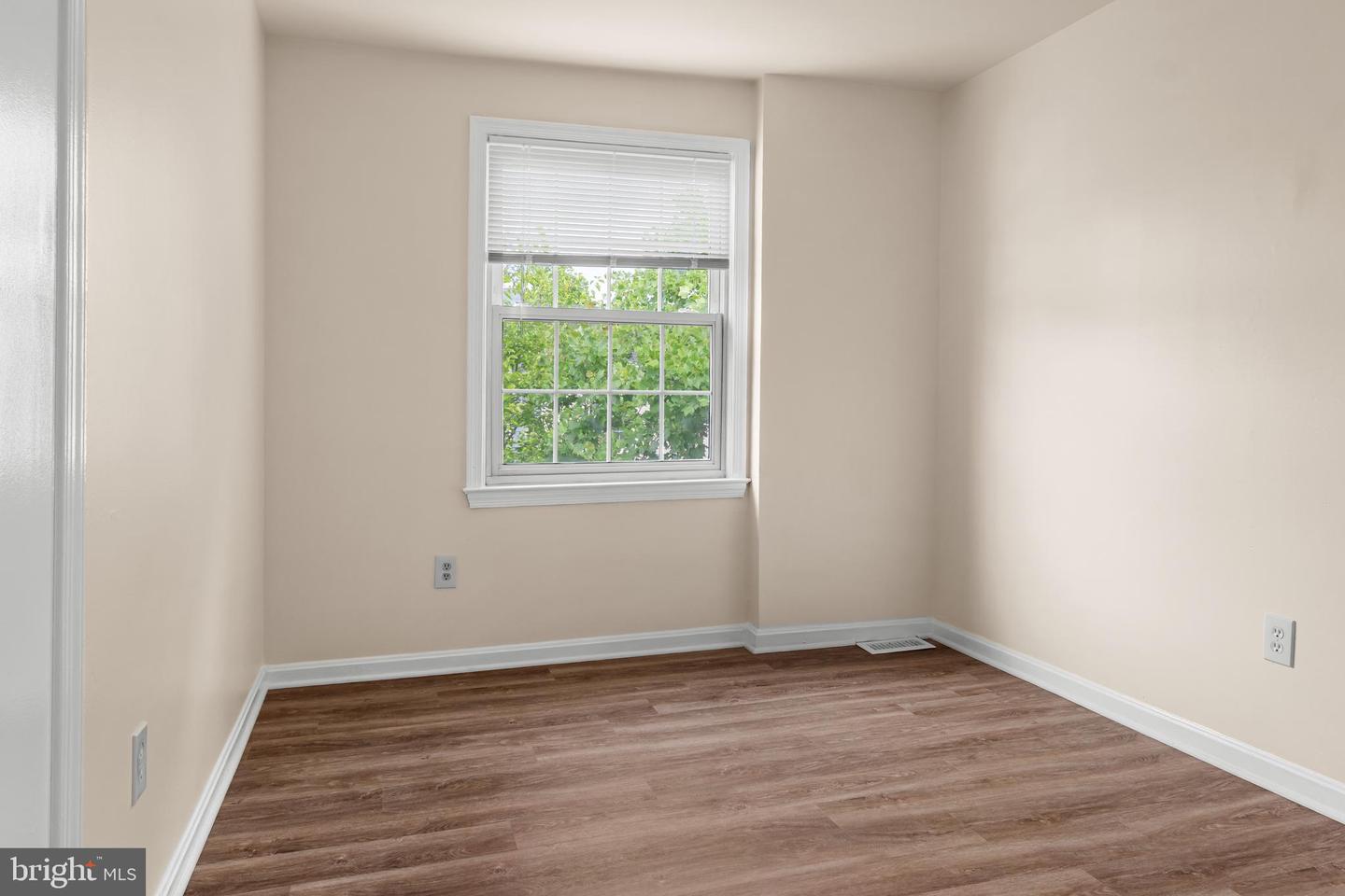 8113 PINELAKE CT, ALEXANDRIA, Virginia 22309, 4 Bedrooms Bedrooms, ,2 BathroomsBathrooms,Residential,For sale,8113 PINELAKE CT,VAFX2225150 MLS # VAFX2225150