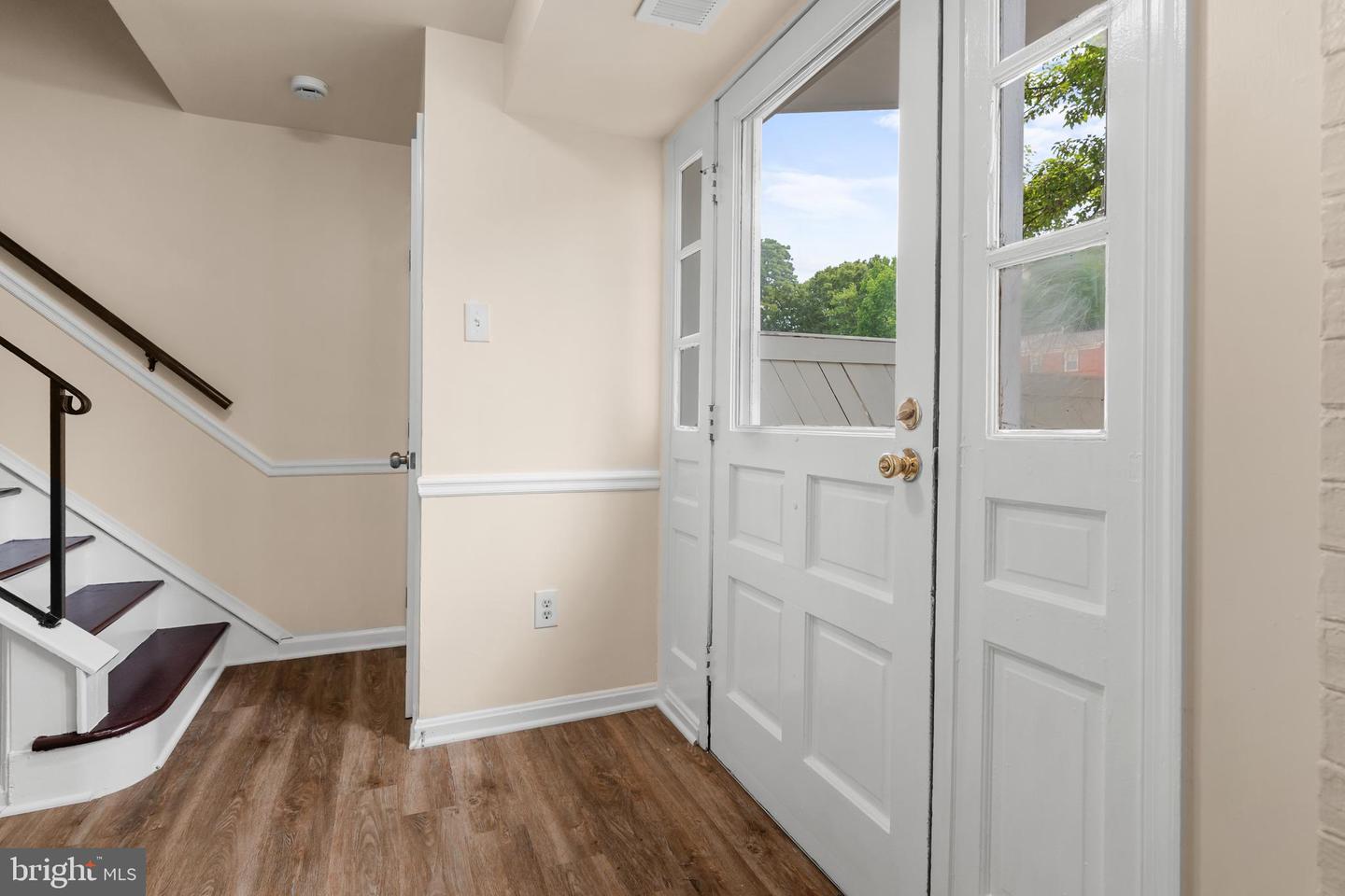 8113 PINELAKE CT, ALEXANDRIA, Virginia 22309, 4 Bedrooms Bedrooms, ,2 BathroomsBathrooms,Residential,For sale,8113 PINELAKE CT,VAFX2225150 MLS # VAFX2225150