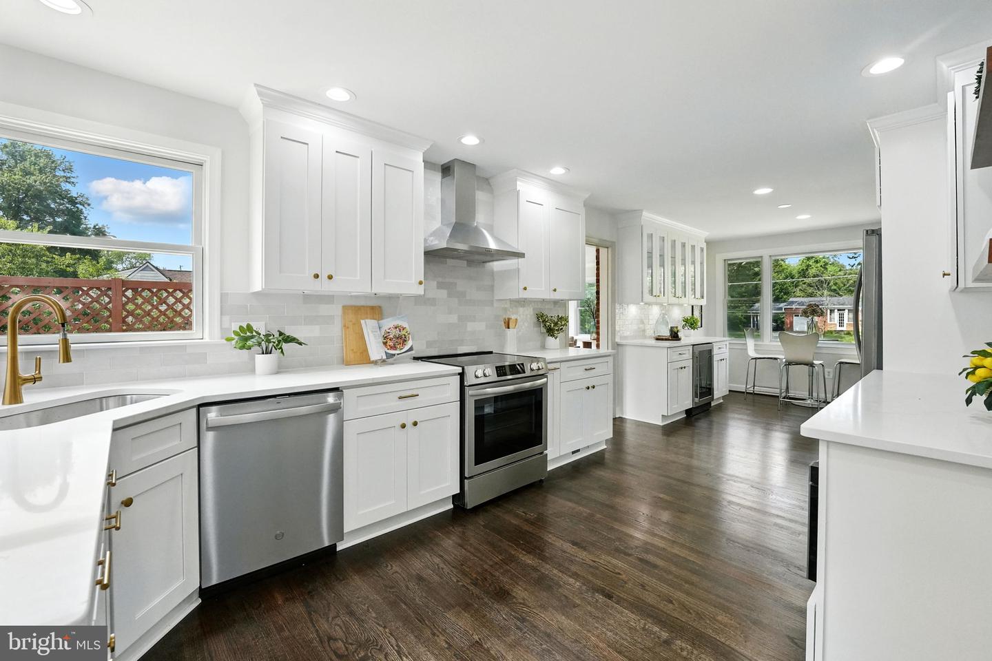 6315 HIGHAM DR, ALEXANDRIA, Virginia 22310, 3 Bedrooms Bedrooms, ,3 BathroomsBathrooms,Residential,For sale,6315 HIGHAM DR,VAFX2228156 MLS # VAFX2228156