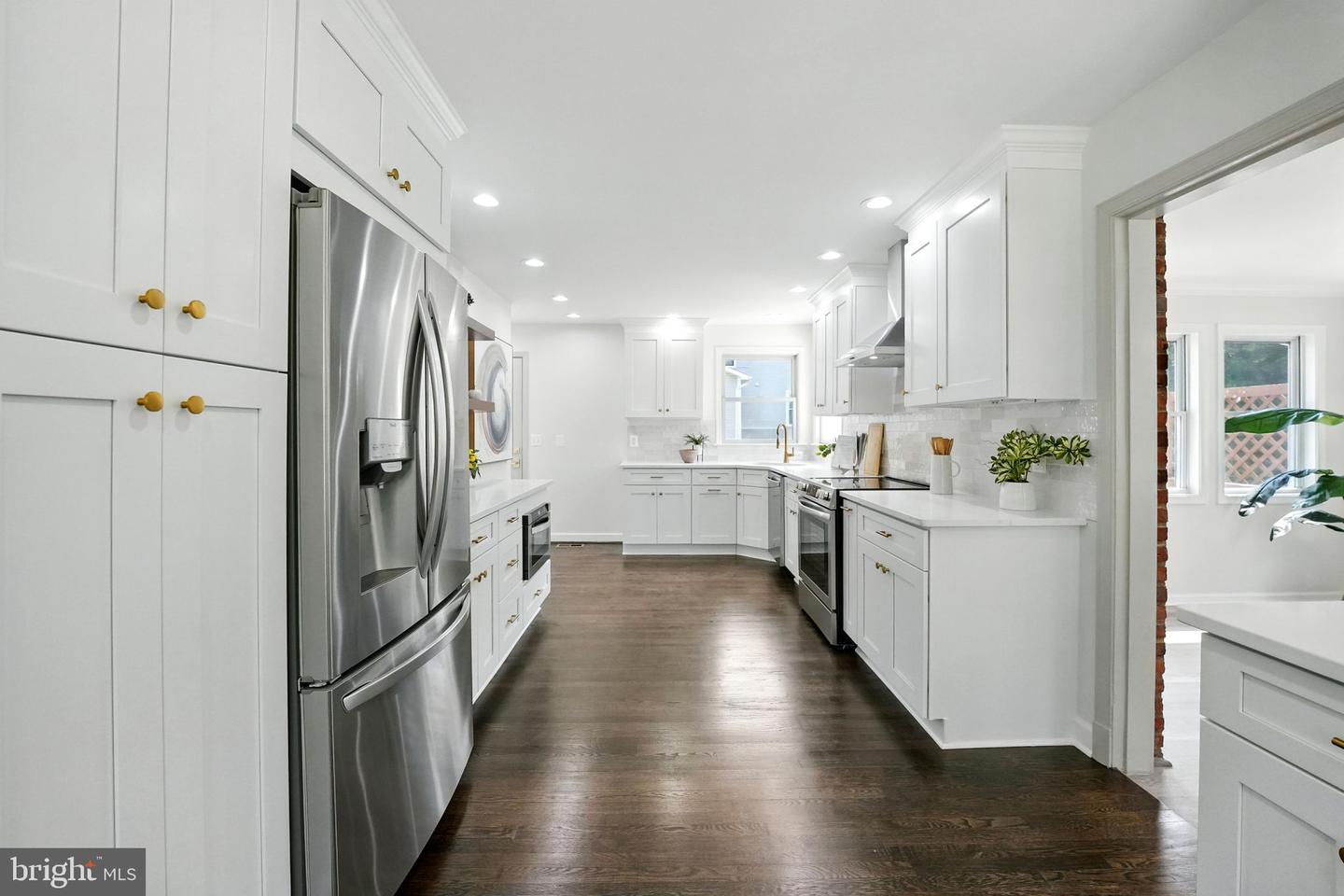 6315 HIGHAM DR, ALEXANDRIA, Virginia 22310, 3 Bedrooms Bedrooms, ,3 BathroomsBathrooms,Residential,For sale,6315 HIGHAM DR,VAFX2228156 MLS # VAFX2228156