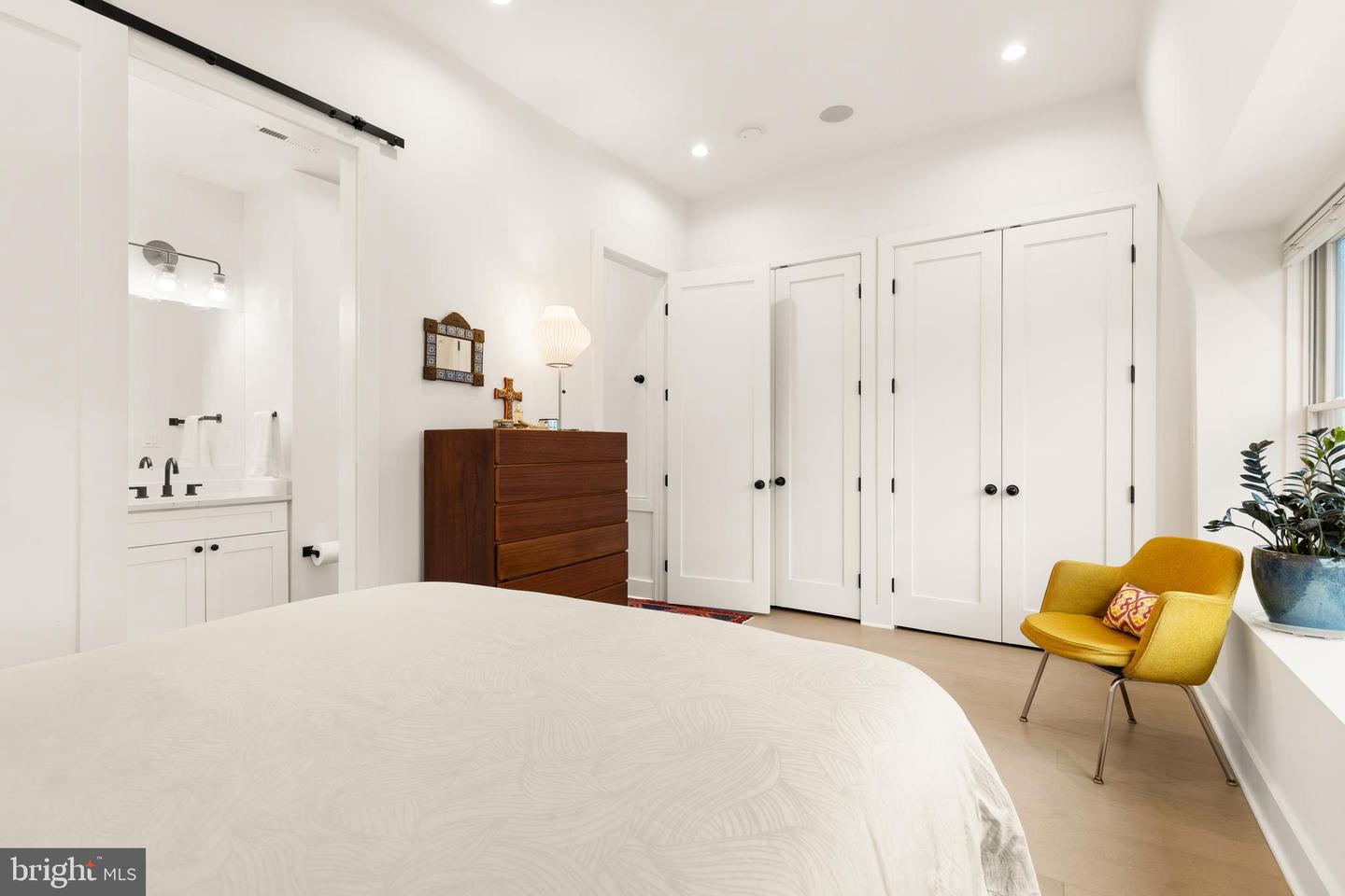632 ROCK CREEK CHURCH RD NW #2, WASHINGTON, District Of Columbia 20010, 3 Bedrooms Bedrooms, ,2 BathroomsBathrooms,Residential,For sale,632 ROCK CREEK CHURCH RD NW #2,DCDC2192026 MLS # DCDC2192026