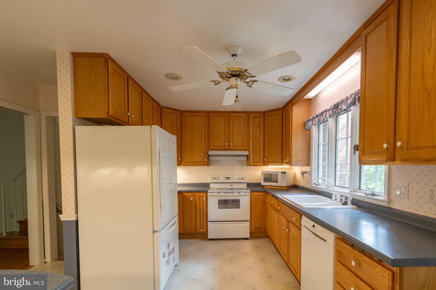 6903 CLEMSON DR, ALEXANDRIA, Virginia 22307, 3 Bedrooms Bedrooms, ,3 BathroomsBathrooms,Residential,For sale,6903 CLEMSON DR,VAFX2230142 MLS # VAFX2230142