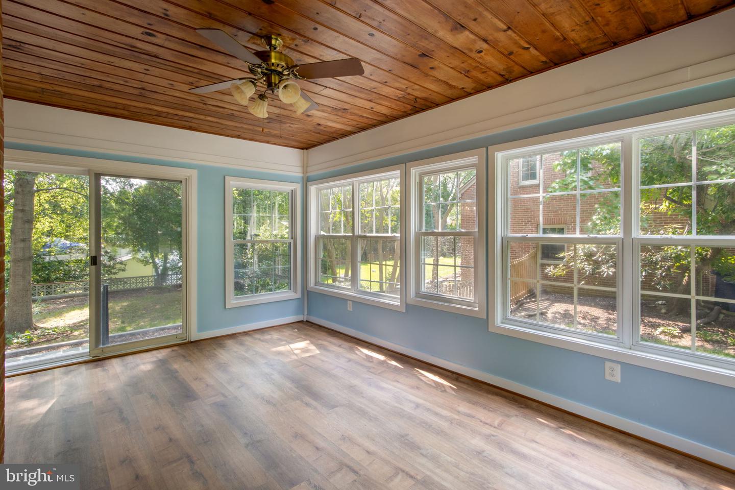 6903 CLEMSON DR, ALEXANDRIA, Virginia 22307, 3 Bedrooms Bedrooms, ,3 BathroomsBathrooms,Residential,For sale,6903 CLEMSON DR,VAFX2230142 MLS # VAFX2230142