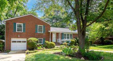 6903 CLEMSON DR, ALEXANDRIA, Virginia 22307, 3 Bedrooms Bedrooms, ,3 BathroomsBathrooms,Residential,For sale,6903 CLEMSON DR,VAFX2230142 MLS # VAFX2230142