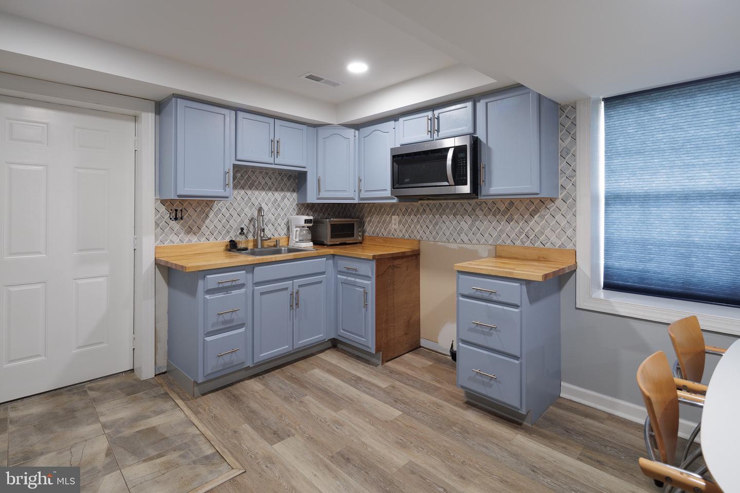 13904 TAYLORSTOWN RD, LEESBURG, Virginia 20176, 5 Bedrooms Bedrooms, ,3 BathroomsBathrooms,Residential,For sale,13904 TAYLORSTOWN RD,VALO2092454 MLS # VALO2092454