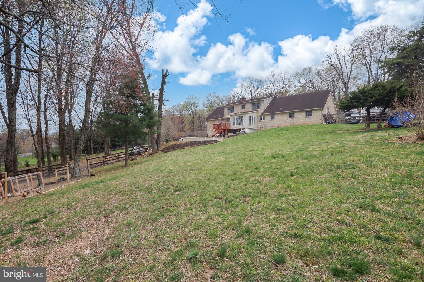13904 TAYLORSTOWN RD, LEESBURG, Virginia 20176, 5 Bedrooms Bedrooms, ,3 BathroomsBathrooms,Residential,For sale,13904 TAYLORSTOWN RD,VALO2092454 MLS # VALO2092454