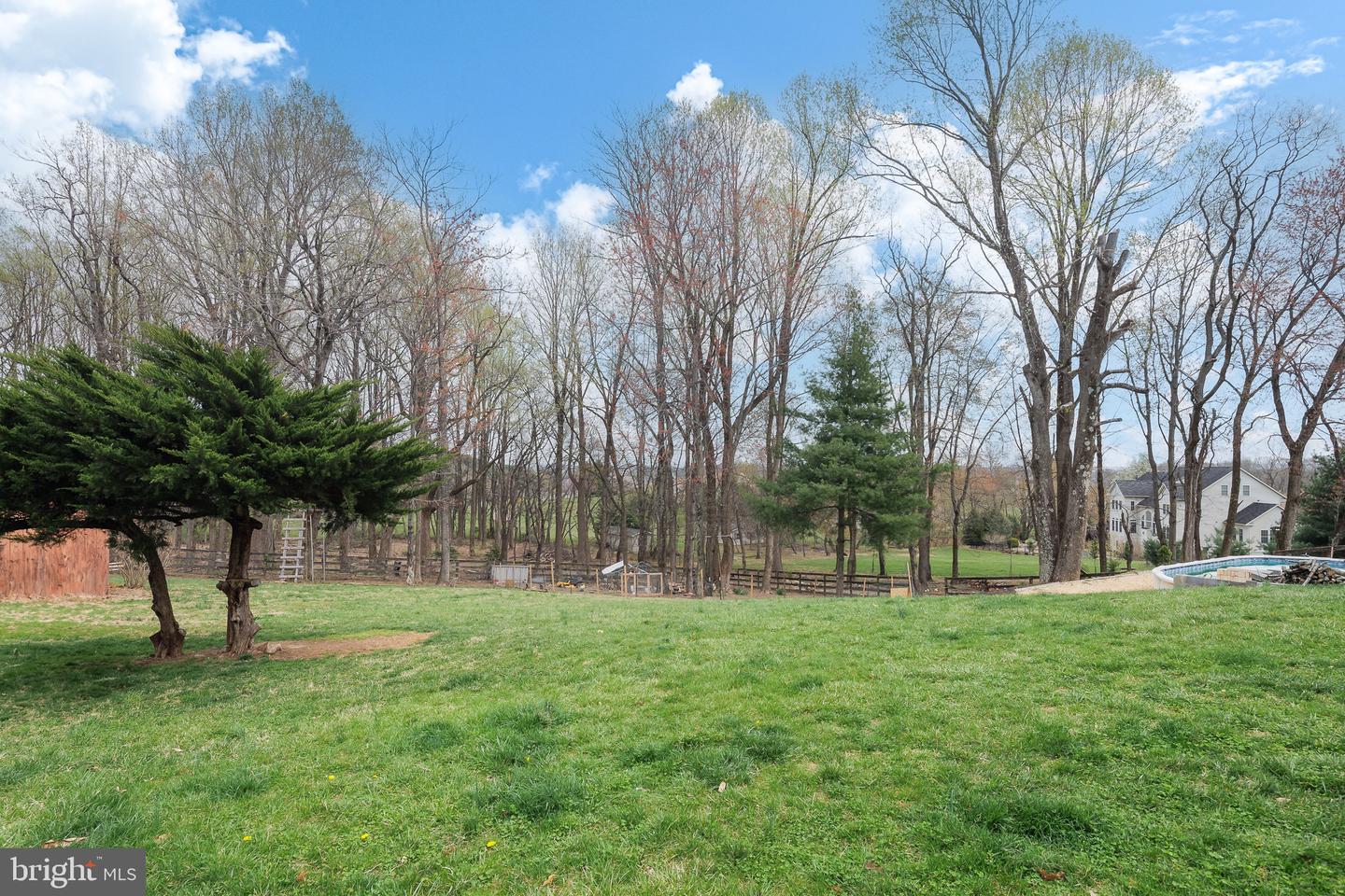 13904 TAYLORSTOWN RD, LEESBURG, Virginia 20176, 5 Bedrooms Bedrooms, ,3 BathroomsBathrooms,Residential,For sale,13904 TAYLORSTOWN RD,VALO2092454 MLS # VALO2092454