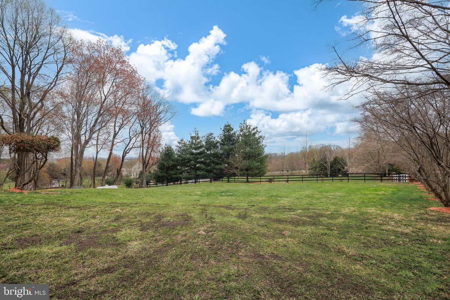 13904 TAYLORSTOWN RD, LEESBURG, Virginia 20176, 5 Bedrooms Bedrooms, ,3 BathroomsBathrooms,Residential,For sale,13904 TAYLORSTOWN RD,VALO2092454 MLS # VALO2092454