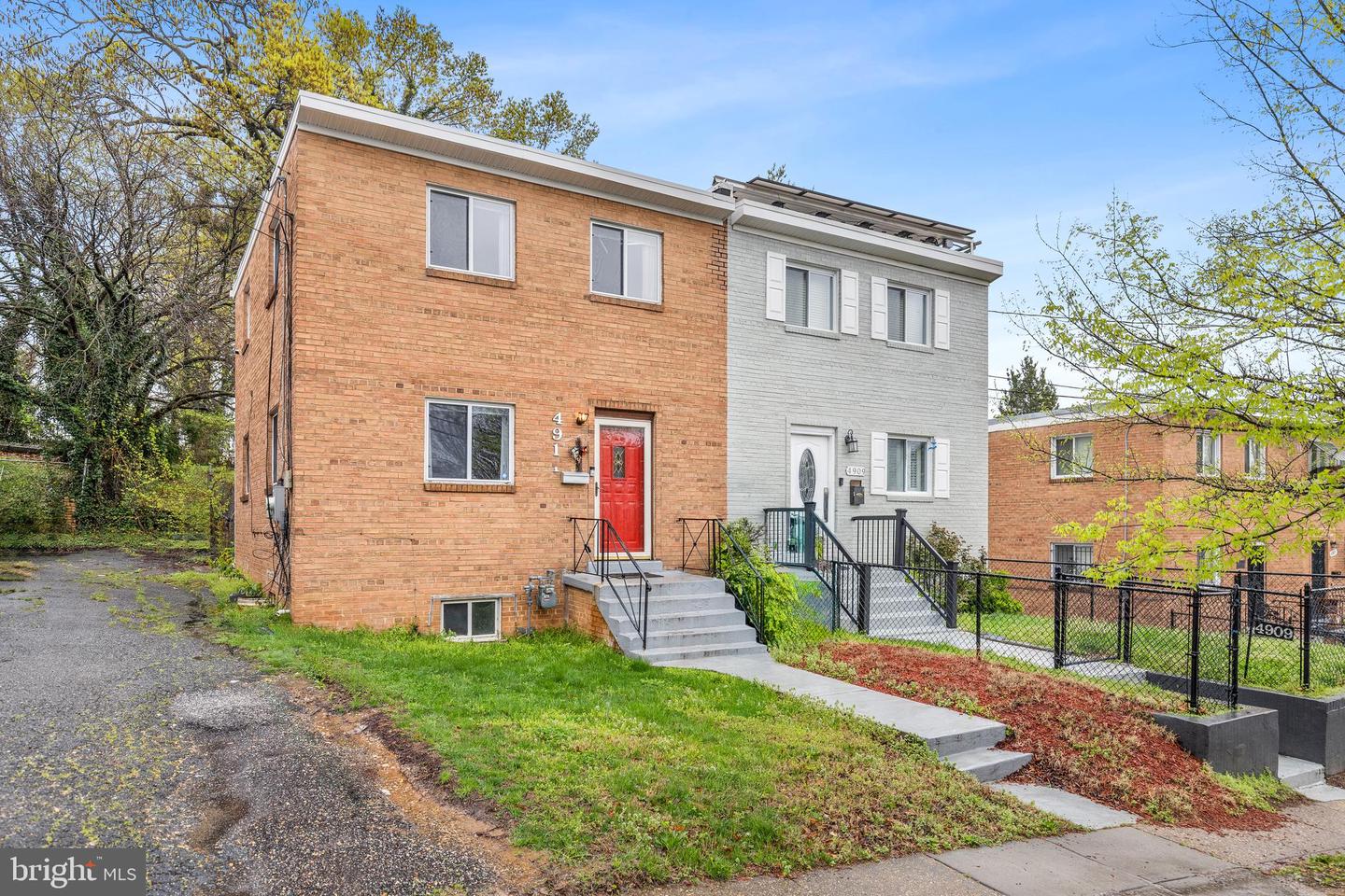 4911 FITCH PL NE, WASHINGTON, District Of Columbia 20019, 3 Bedrooms Bedrooms, ,1 BathroomBathrooms,Residential,For sale,4911 FITCH PL NE,DCDC2193914 MLS # DCDC2193914