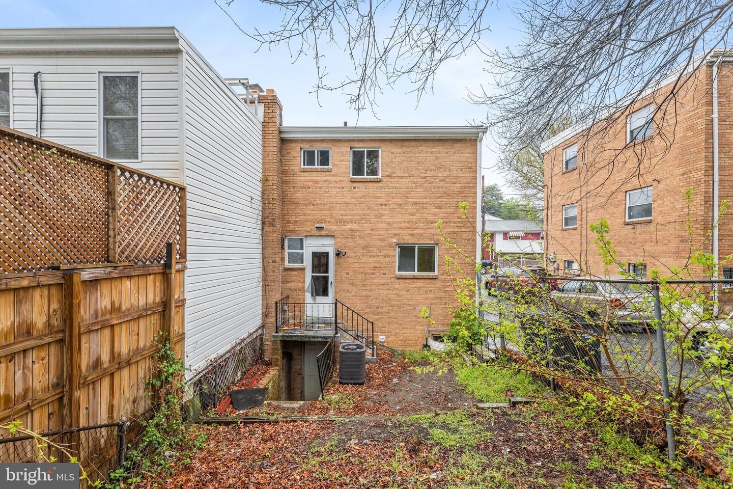 4911 FITCH PL NE, WASHINGTON, District Of Columbia 20019, 3 Bedrooms Bedrooms, ,1 BathroomBathrooms,Residential,For sale,4911 FITCH PL NE,DCDC2193914 MLS # DCDC2193914