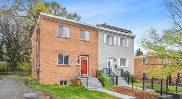 4911 FITCH PL NE, WASHINGTON, District Of Columbia 20019, 3 Bedrooms Bedrooms, ,1 BathroomBathrooms,Residential,For sale,4911 FITCH PL NE,DCDC2193914 MLS # DCDC2193914