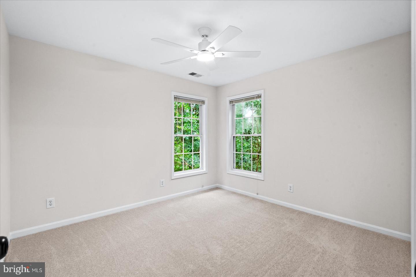7924 GOLD LEAF CIR, SPOTSYLVANIA, Virginia 22551, 5 Bedrooms Bedrooms, ,4 BathroomsBathrooms,Residential,For sale,7924 GOLD LEAF CIR,VASP2032052 MLS # VASP2032052