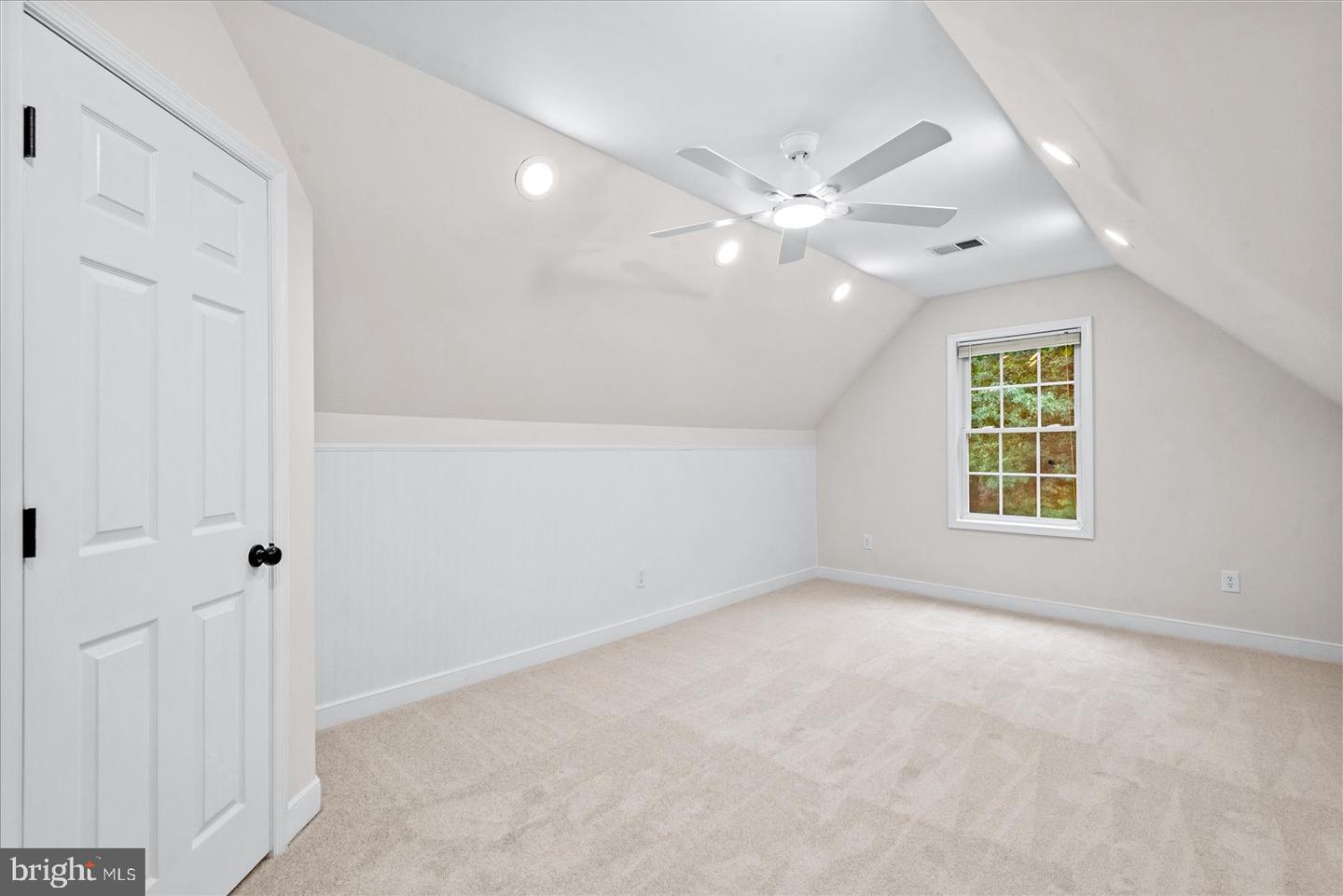 7924 GOLD LEAF CIR, SPOTSYLVANIA, Virginia 22551, 5 Bedrooms Bedrooms, ,4 BathroomsBathrooms,Residential,For sale,7924 GOLD LEAF CIR,VASP2032052 MLS # VASP2032052