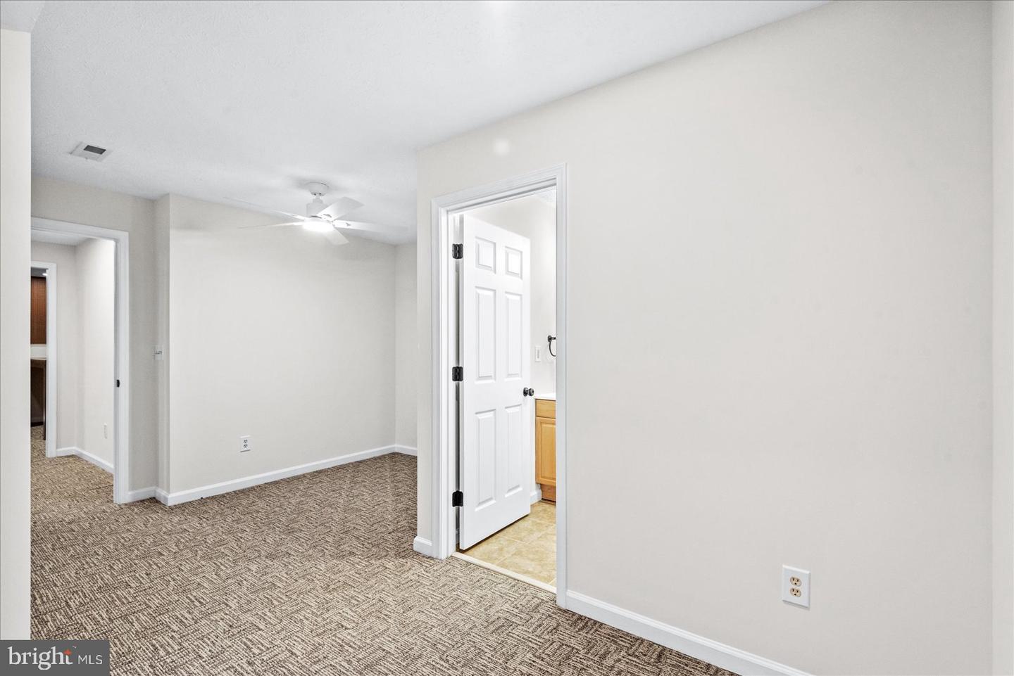 7924 GOLD LEAF CIR, SPOTSYLVANIA, Virginia 22551, 5 Bedrooms Bedrooms, ,4 BathroomsBathrooms,Residential,For sale,7924 GOLD LEAF CIR,VASP2032052 MLS # VASP2032052