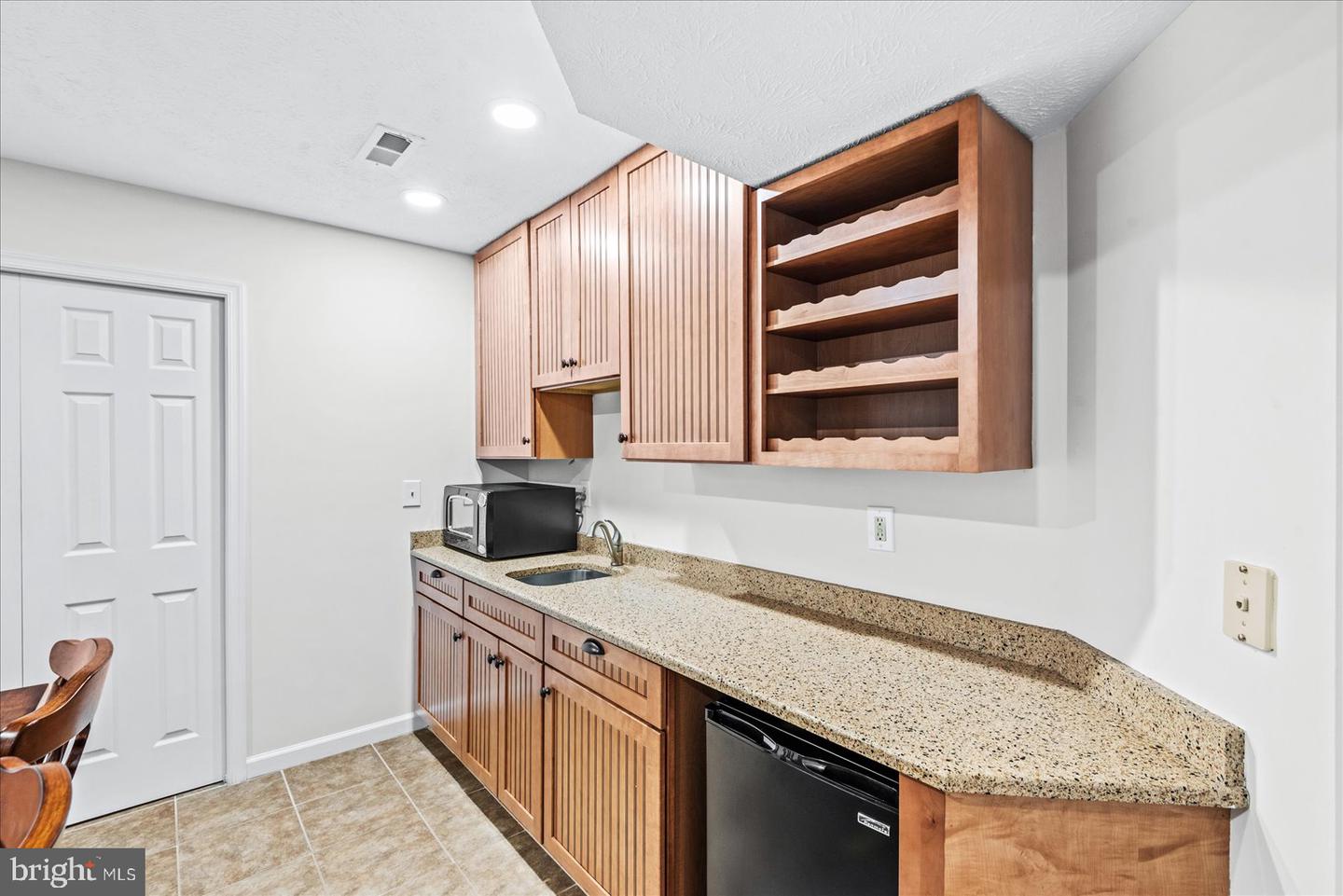 7924 GOLD LEAF CIR, SPOTSYLVANIA, Virginia 22551, 5 Bedrooms Bedrooms, ,4 BathroomsBathrooms,Residential,For sale,7924 GOLD LEAF CIR,VASP2032052 MLS # VASP2032052